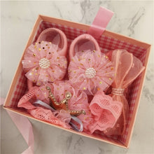 Load image into Gallery viewer, Newborn Baby Girls Headband Bow Flowers Cloth Hair Bands Hair Accessories  Gift Boxes Three-piece Suit