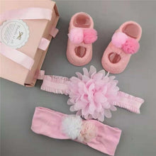 Load image into Gallery viewer, Newborn Baby Girls Headband Bow Flowers Cloth Hair Bands Hair Accessories  Gift Boxes Three-piece Suit