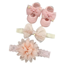 Load image into Gallery viewer, Newborn Baby Girls Headband Bow Flowers Cloth Hair Bands Hair Accessories  Gift Boxes Three-piece Suit