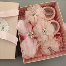 Load image into Gallery viewer, Newborn Baby Girls Headband Bow Flowers Cloth Hair Bands Hair Accessories  Gift Boxes Three-piece Suit