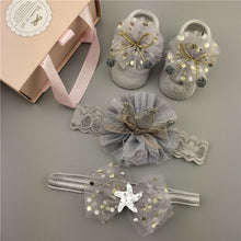 Load image into Gallery viewer, Newborn Baby Girls Headband Bow Flowers Cloth Hair Bands Hair Accessories  Gift Boxes Three-piece Suit