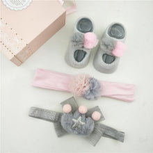 Load image into Gallery viewer, Newborn Baby Girls Headband Bow Flowers Cloth Hair Bands Hair Accessories  Gift Boxes Three-piece Suit