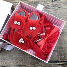 Load image into Gallery viewer, Newborn Baby Girls Headband Bow Flowers Cloth Hair Bands Hair Accessories  Gift Boxes Three-piece Suit